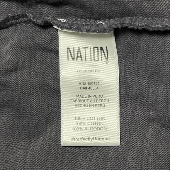 NATION LTD Gray Cotton Cropped Short Sleeve Boxy Brass Button Top Size Small - Picture 5 of 7